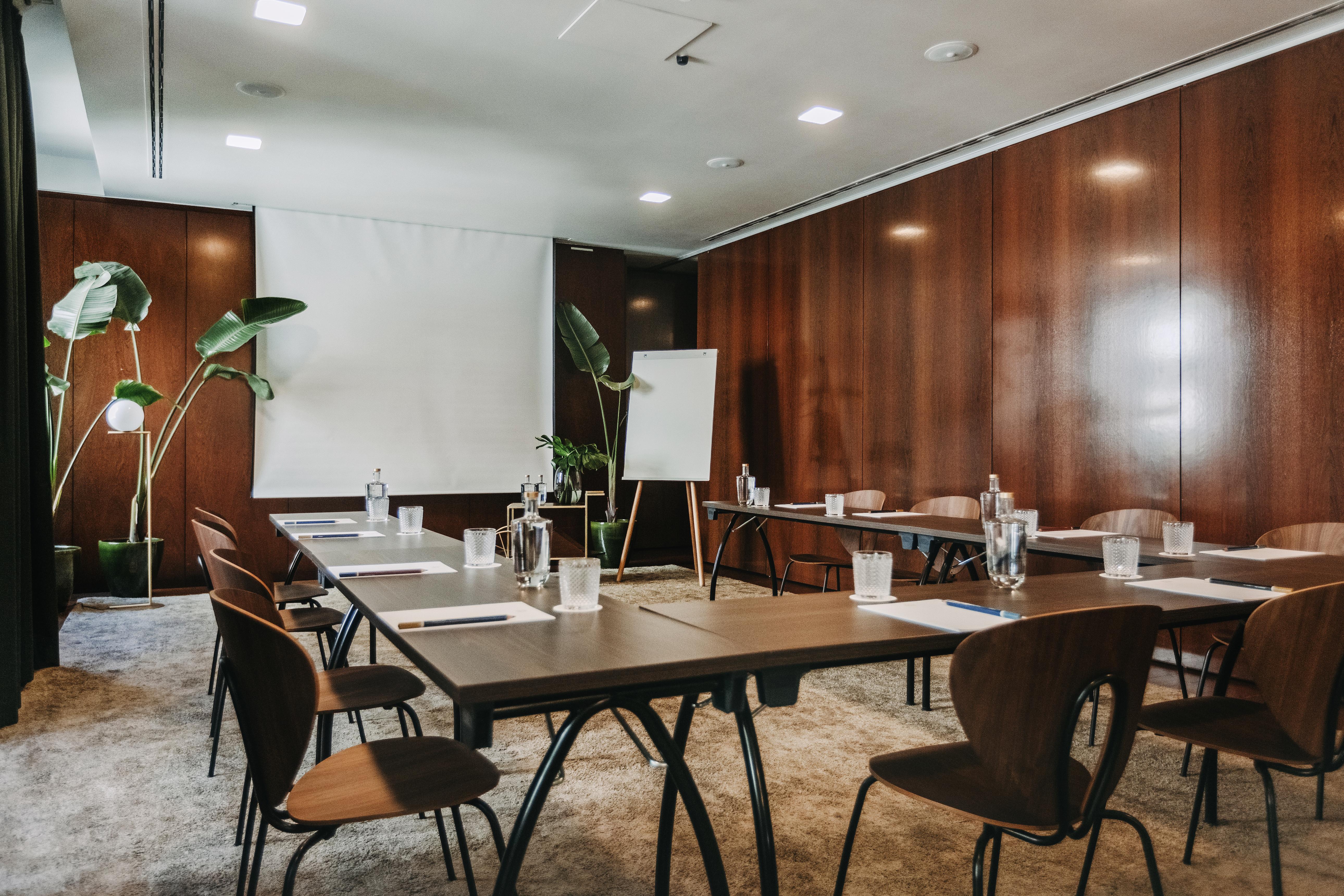 The Vintage Hotel & Spa Lisboa Exterior foto Meeting room at WeWork in Amsterdam